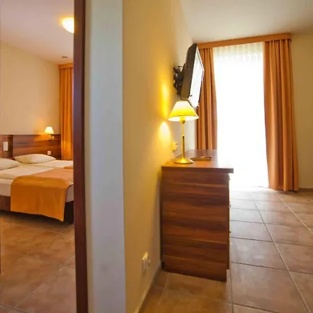 Amelia - Sala Zabaw, 2 Sypialnie, Garaz Podziemny Apartmán Władysławowo