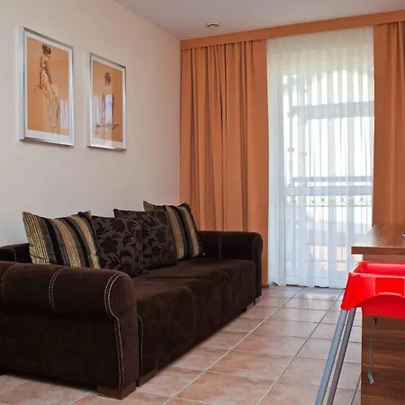 Amelia - Sala Zabaw, 2 Sypialnie, Garaż Podziemny