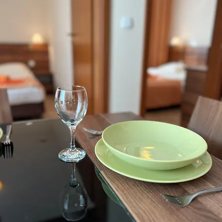 Amelia - Sala Zabaw, 2 Sypialnie, Garaz Podziemny Apartment *