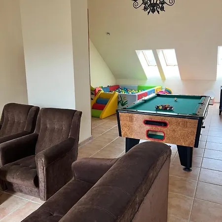 Amelia - Sala Zabaw, 2 Sypialnie, Garaz Podziemny Wladyslawowo