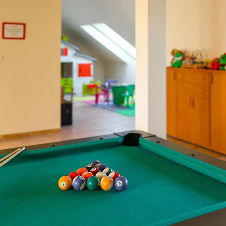 Apartment Amelia - Sala Zabaw, 2 Sypialnie, Garaz Podziemny Wladyslawowo