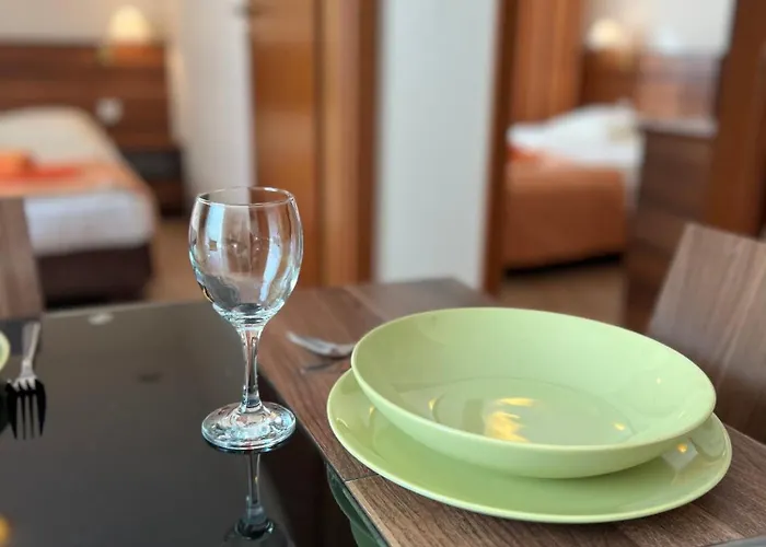 Amelia - Sala Zabaw, 2 Sypialnie, Garaz Podziemny Lägenhet *